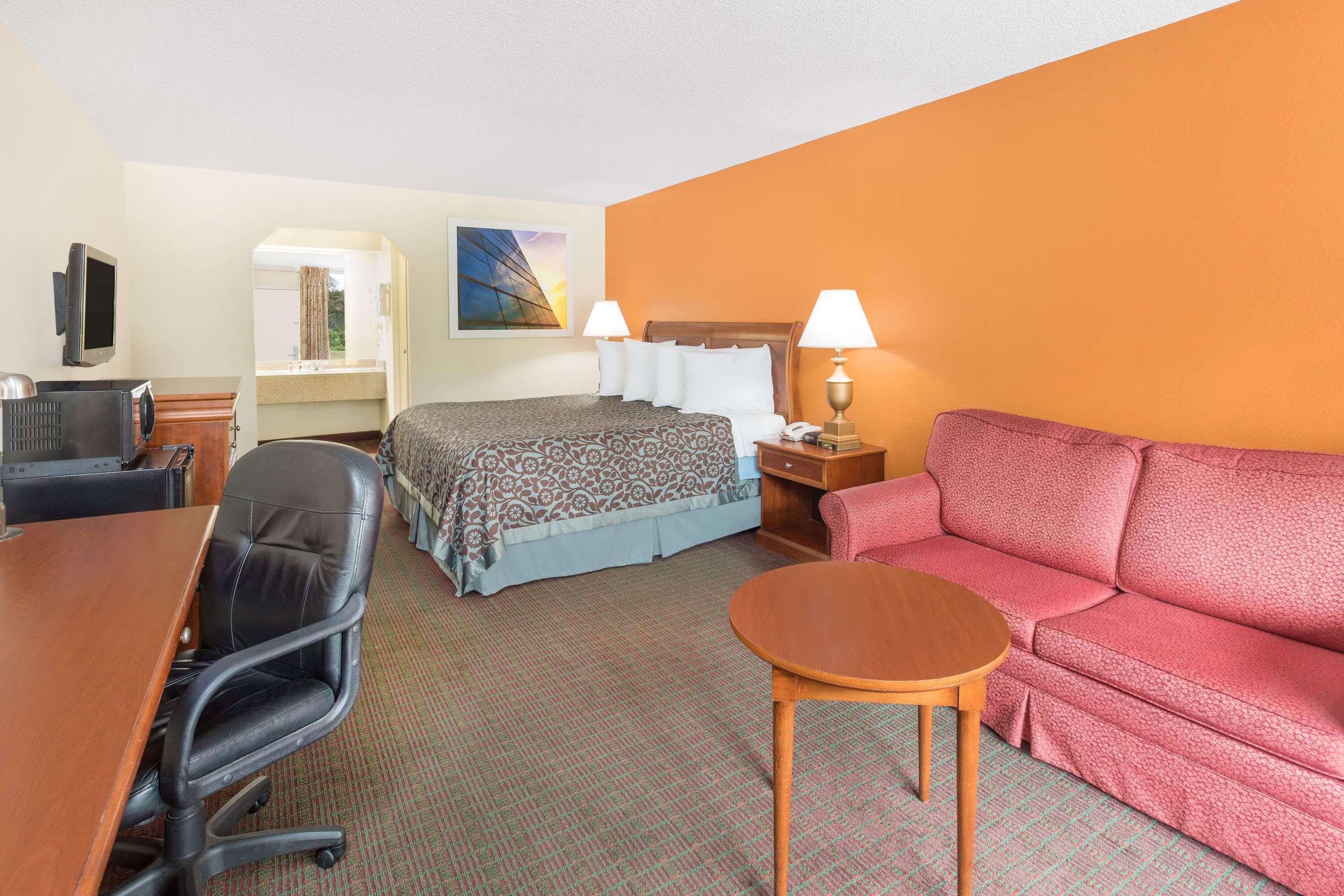Days Inn By Wyndham Orangeburg South Dış mekan fotoğraf