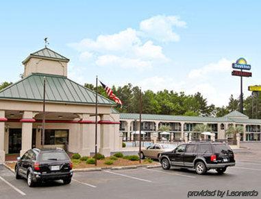 Days Inn By Wyndham Orangeburg South Dış mekan fotoğraf